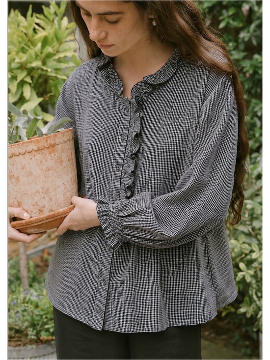 Aaron & Amber Tops - Aaron & Amber Black Light Cotton Gingham Victorian Ruffle Button Down Top LARGE